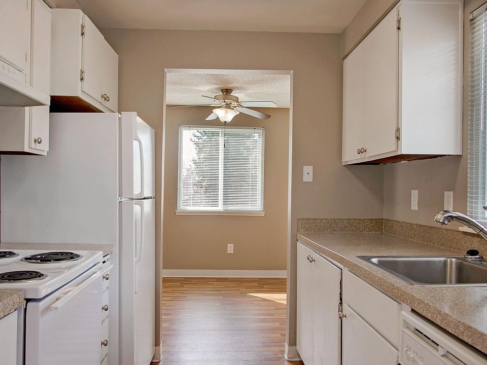 1st image of 7407 NE 13th Ave