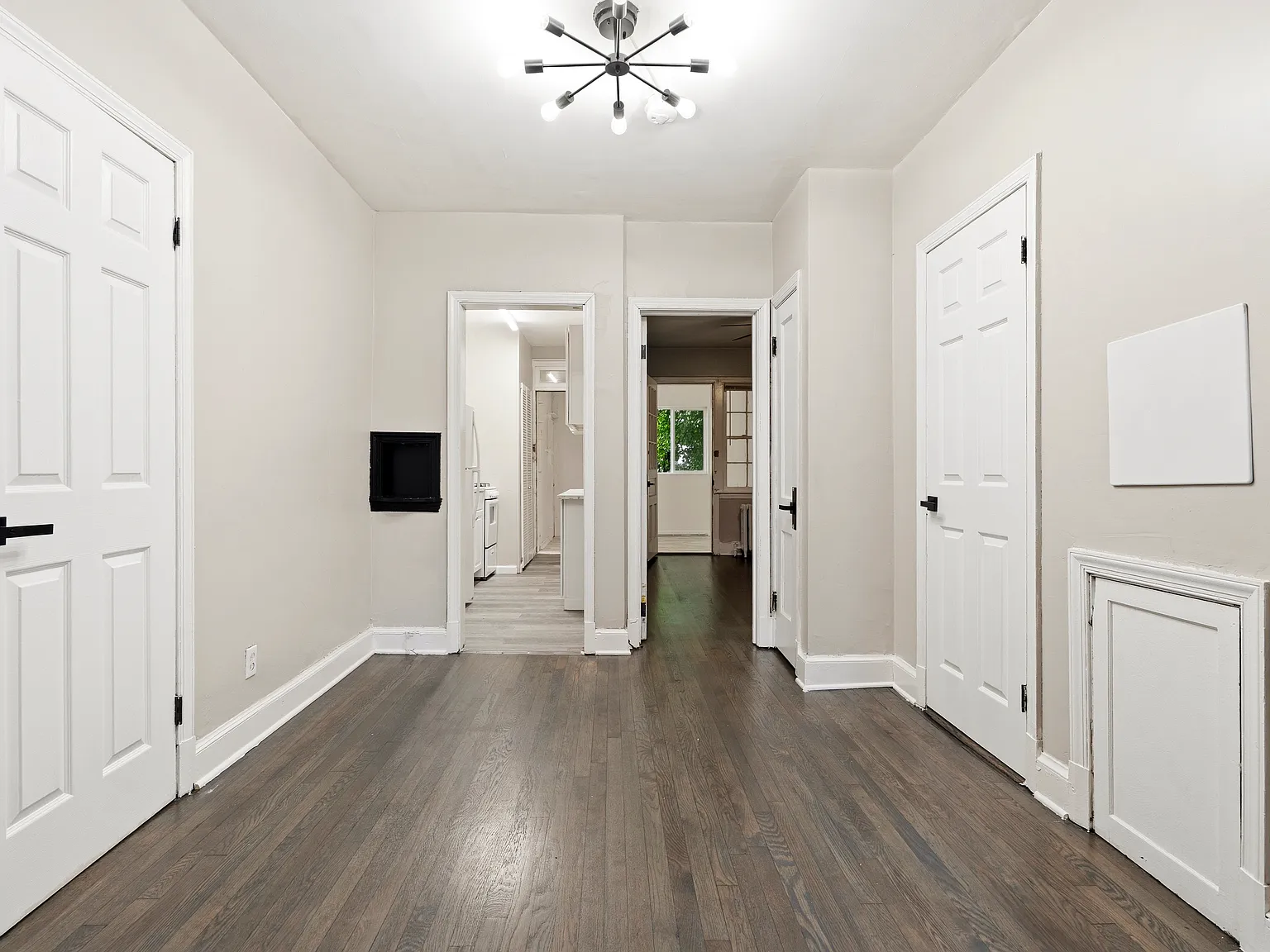 2 bed, 800 sqft, $1,650 — Photo 4