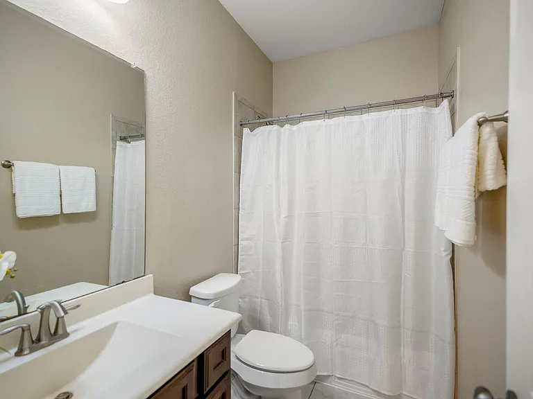 22310 Taren Ct — Photo 26