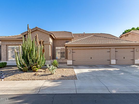 2nd image of 5127 E MICHELLE Drive