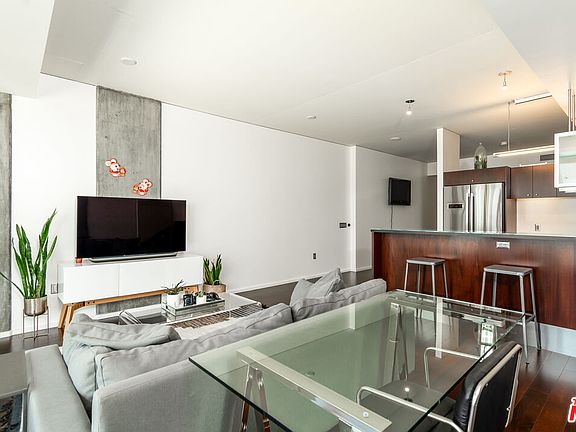 5th image of 1155 S Grand Ave APT 810