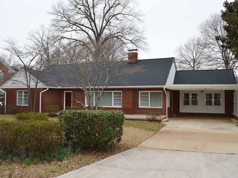 1st image of 1402 S Park Dr