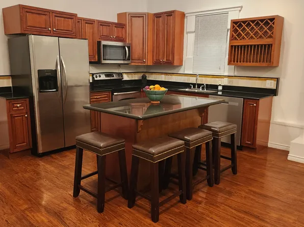 21 Ash St, Hopkinton, MA