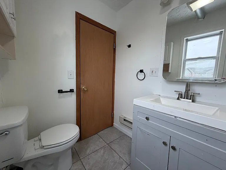 26 Abbott St — Photo 16
