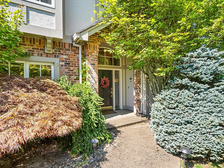 2377 NW Birkendene St — Photo 30