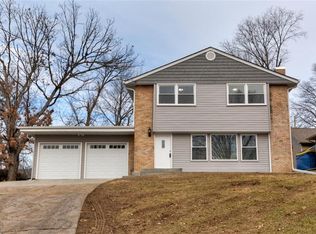 1125 Riverview Dr, Des Moines, IA 50313