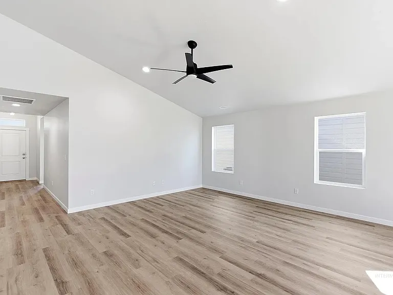 6686 W Plateau Creek Dr — Photo 4