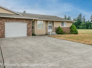 5016 109th St NE #B, Marysville, WA 98271