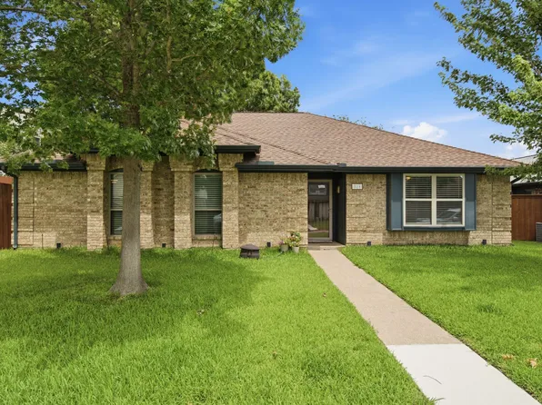 328 Lakewood Ct, Coppell, TX 75019