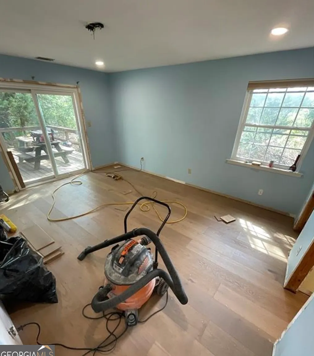 2 bed, 2.0 bath, 1000 sqft, $2,600 — Photo 4