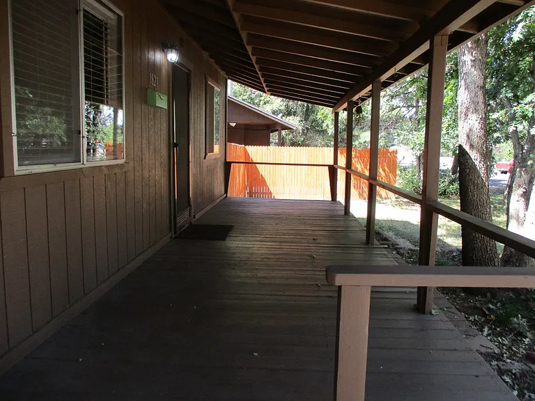 1821 W Stratton — Photo 9