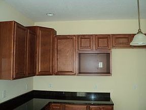 4th image of 101 Eastwood Village Ct