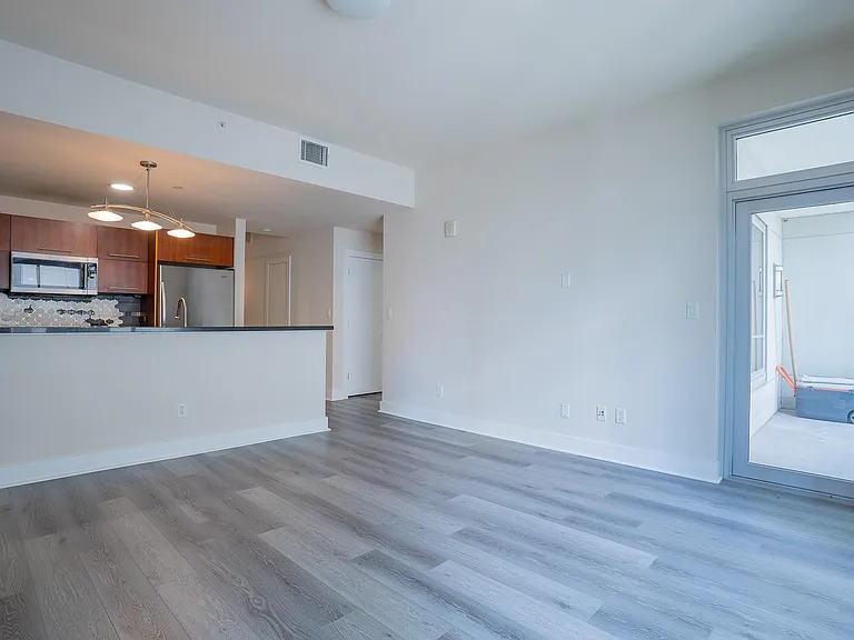 603 Davis St #1108 — Photo 3