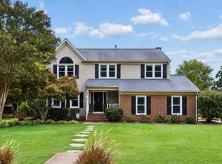 107 Allen Harris Dr, Yorktown, VA 23692
