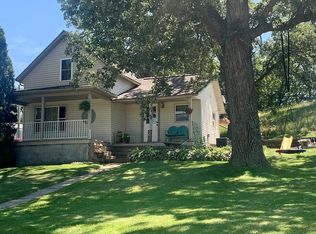 1384 273rd Ave, Fort Atkinson, IA 52144