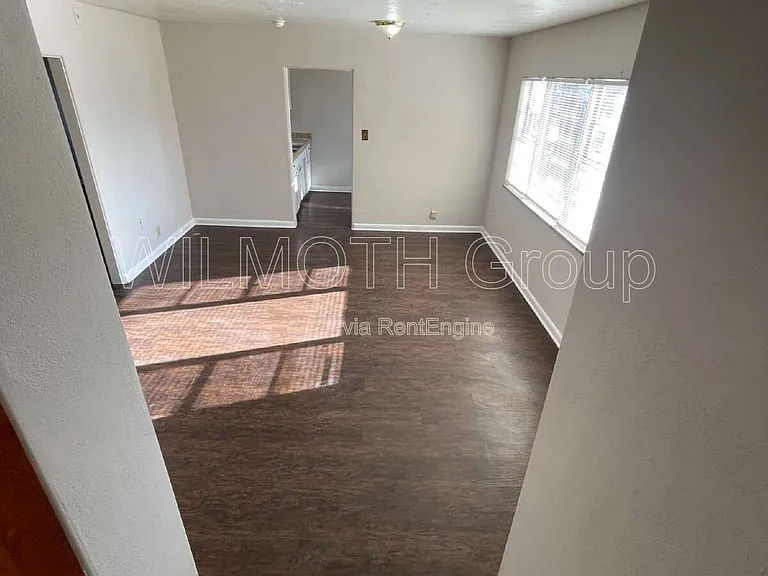 4 N Butler Ave #8 — Photo 2