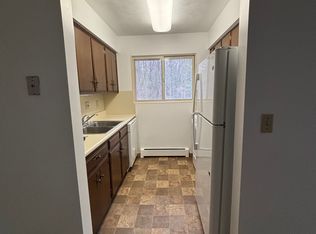 632 Garrison Rd APT D-1, Battle Creek, MI 49017