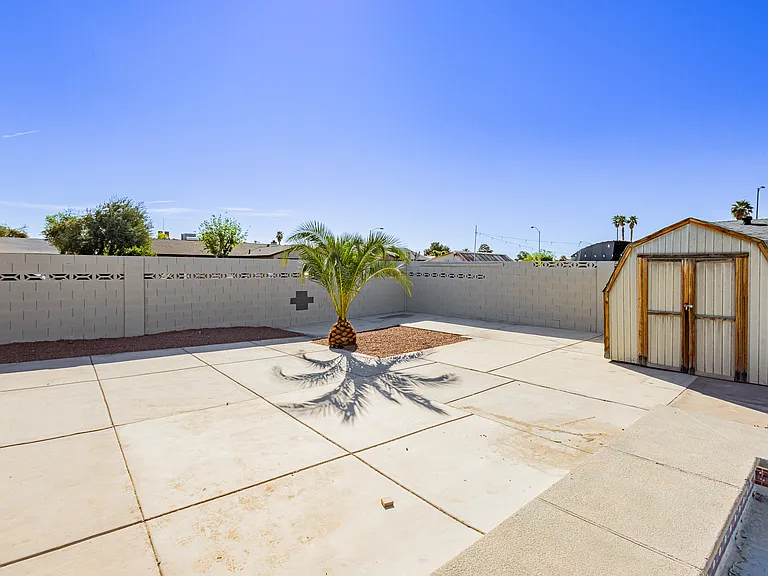 3969 Manford Cir — Photo 25
