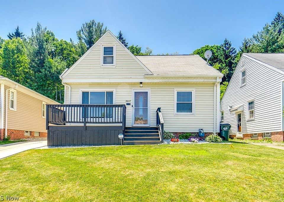 1st image of 3027 Torrington Ave