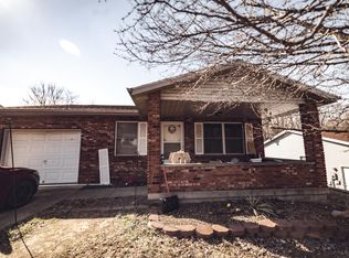 71 N St, Bedford, IN 47421