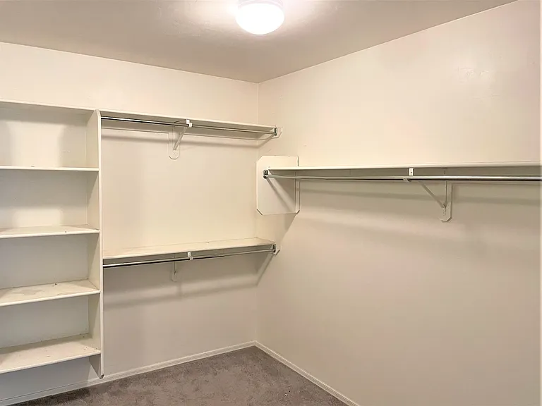 9450 N Andrina Dr — Photo 36
