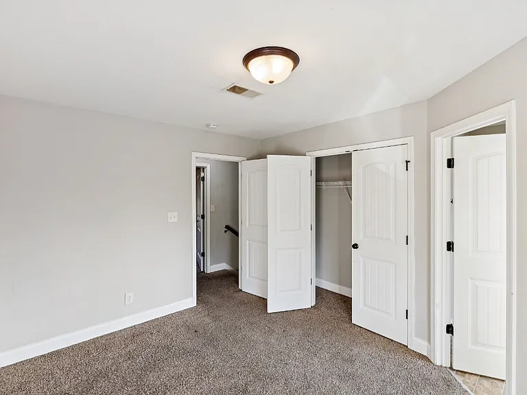 1758 Spring Water Townhomes — Photo 15
