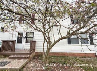 1565 E 256th St, Euclid, OH 44132