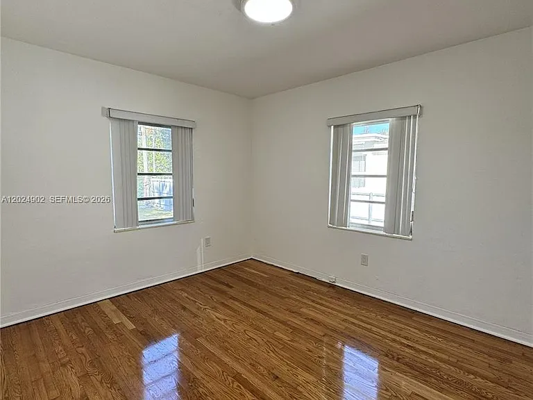 5353 SW 6th St — Photo 10