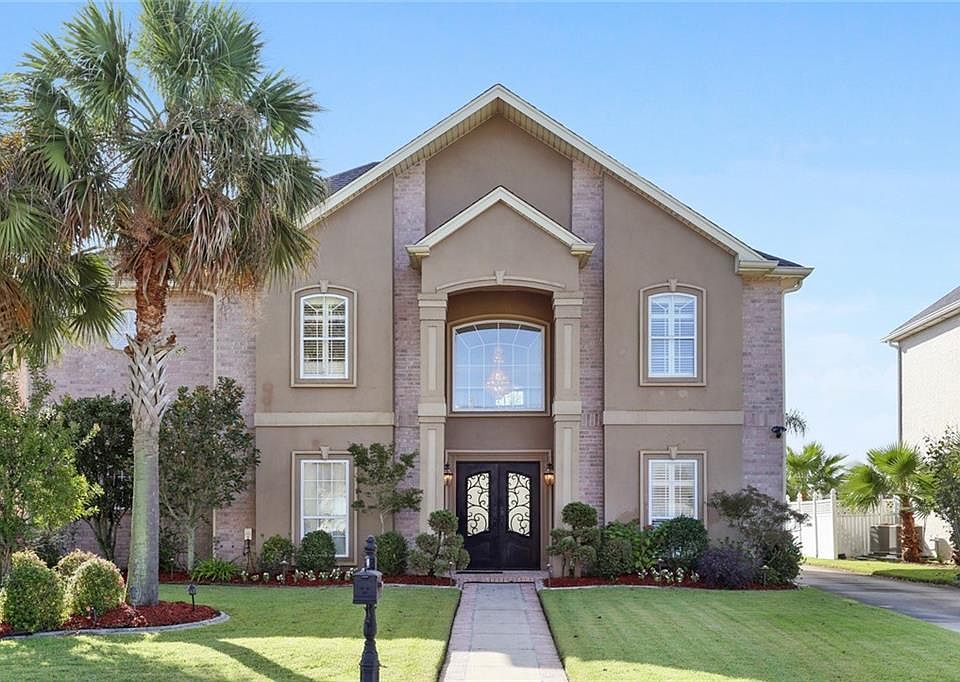 1st image of 11408 N Saint Andrews Cir