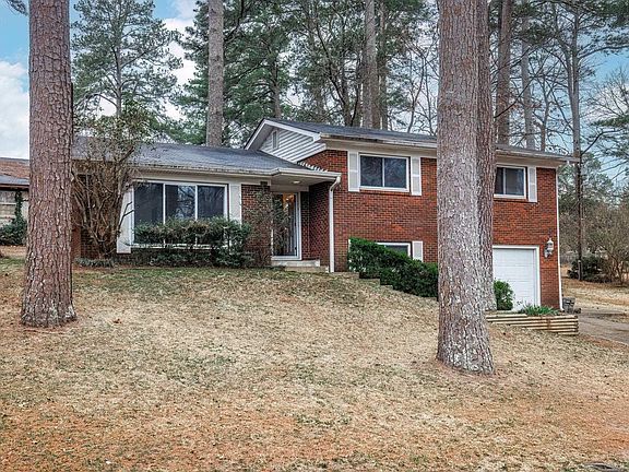2nd image of 1535 Pine Manor Dr