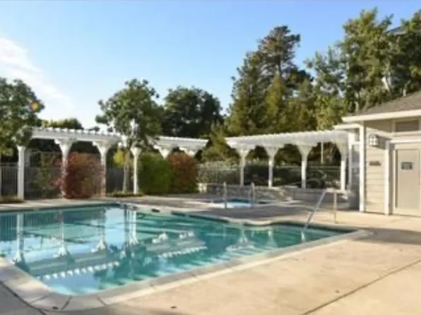 1982 W Bayshore Rd APT 119, East Palo Alto, CA 94303