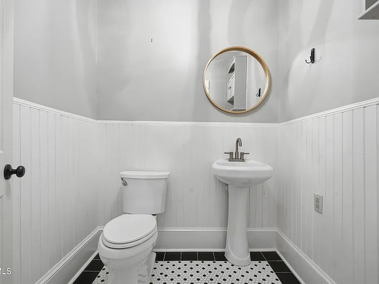 920 Pennsylvania Ave — Photo 31