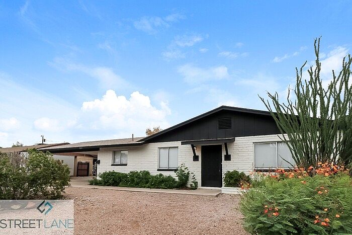 1st image of 2209 E Everett Dr