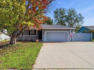 2604 SW Ancaster Rd, Topeka, KS 66614