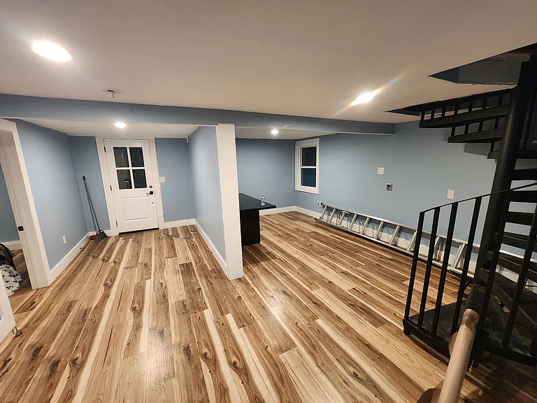 4504 Red River St #B — Photo 8