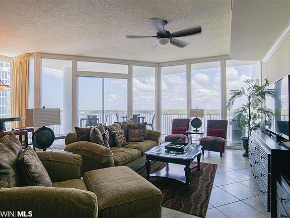3rd image of 1920 W Beach Blvd