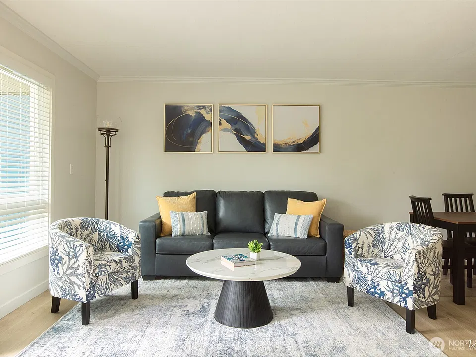 550 Elm Way #408