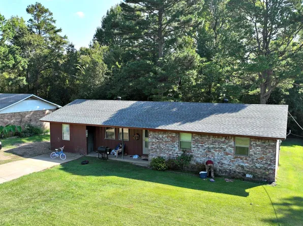 1404 Faye St, Mena, AR 71953