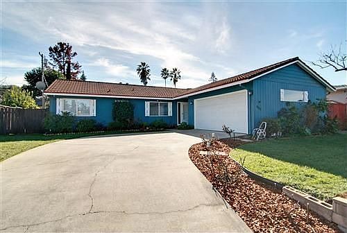 1st image of 990 Bonneville Way