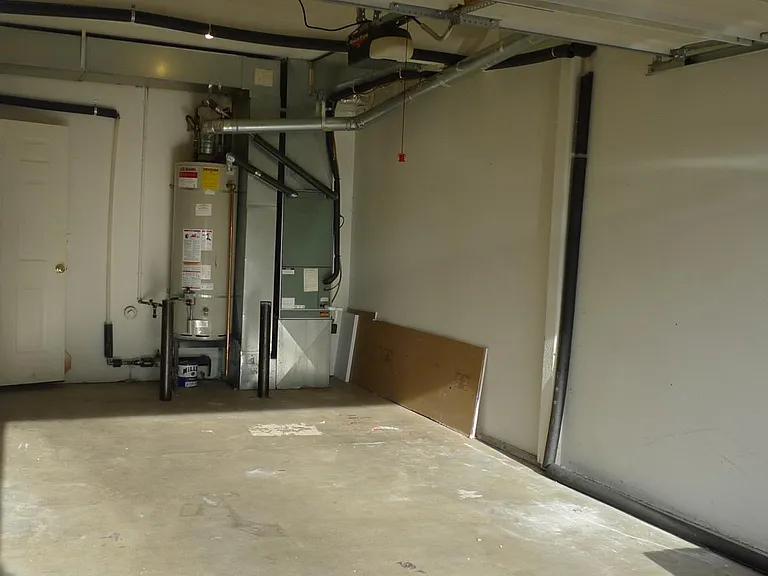 single car garage, gas furnace and water heater
