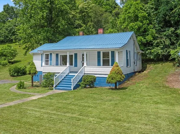 300 Wallace Pike, Bristol, VA 24202