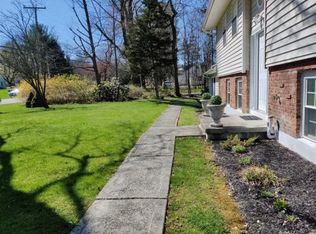 27 Hillis Ter #B, Poughkeepsie, NY 12603