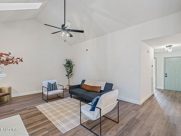 2nd image of 8656 Denmark St