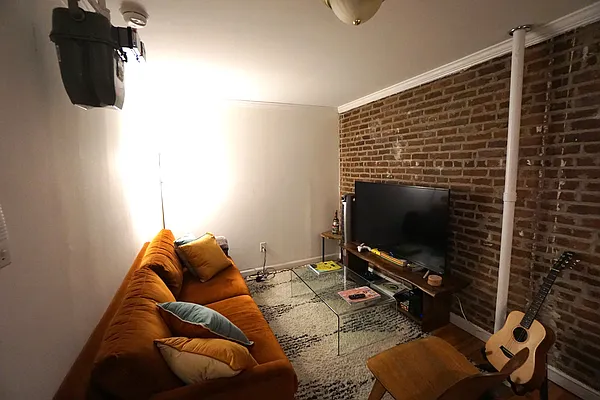 Rented by Best Apartments North Inc | media 15