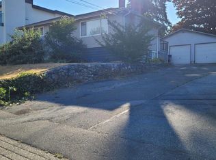 8832 Russell Dr, Delta, BC V4C4P7