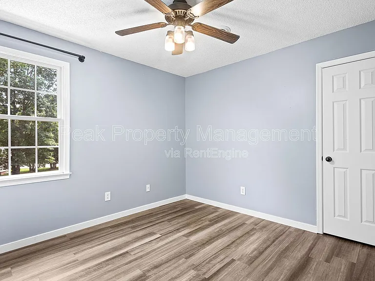 5824 Silver Fox Ln — Photo 24