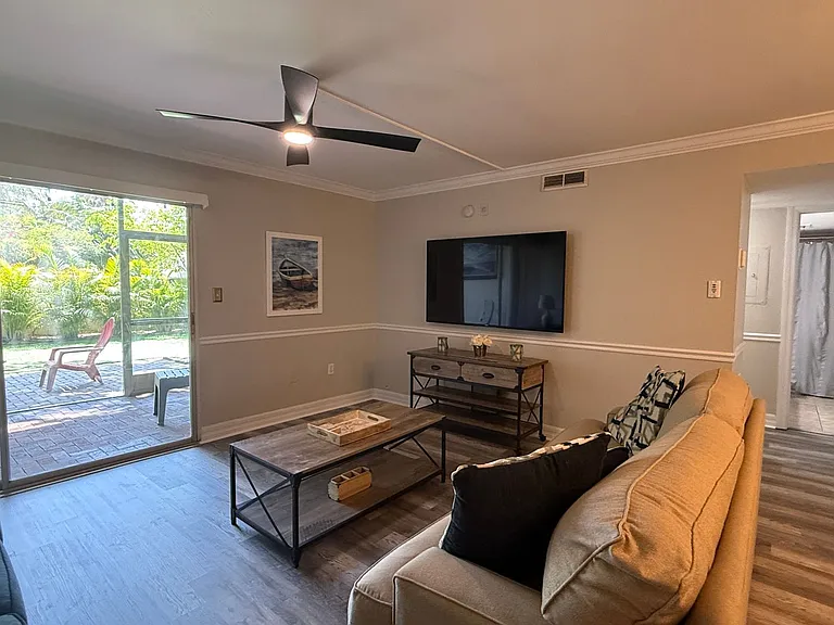 3350 S Osprey Ave #103A — Photo 20