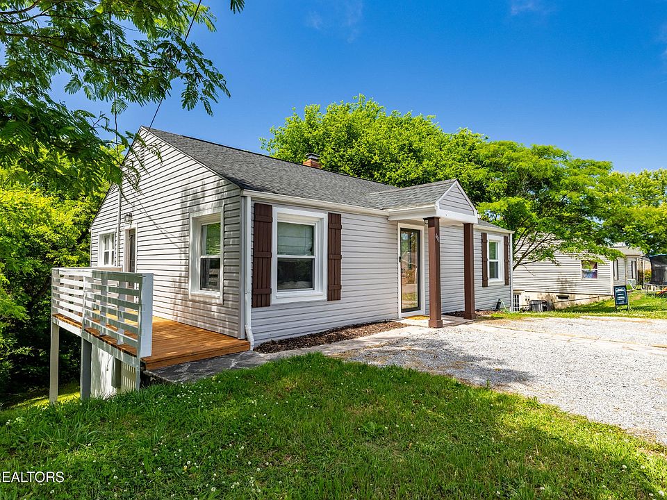 1st image of 411 Landau Dr