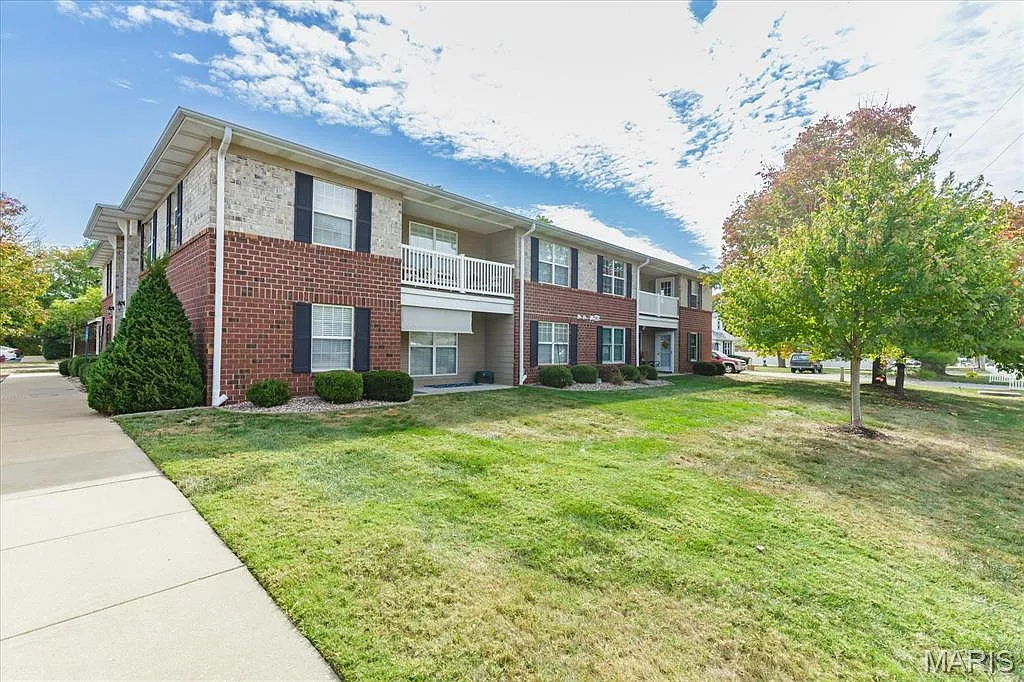 406 S Church St APT 128 photo 1