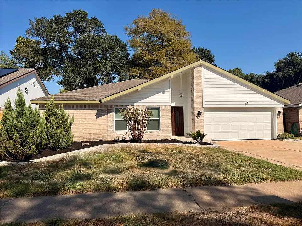 21422 Highland Knolls Dr